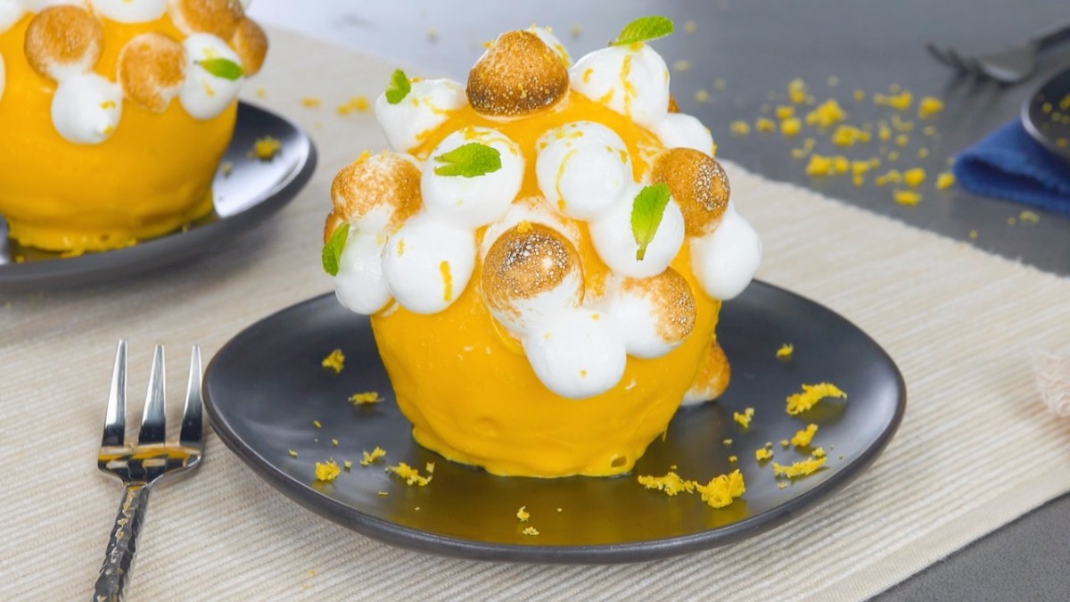 Bomba de limón con merengue