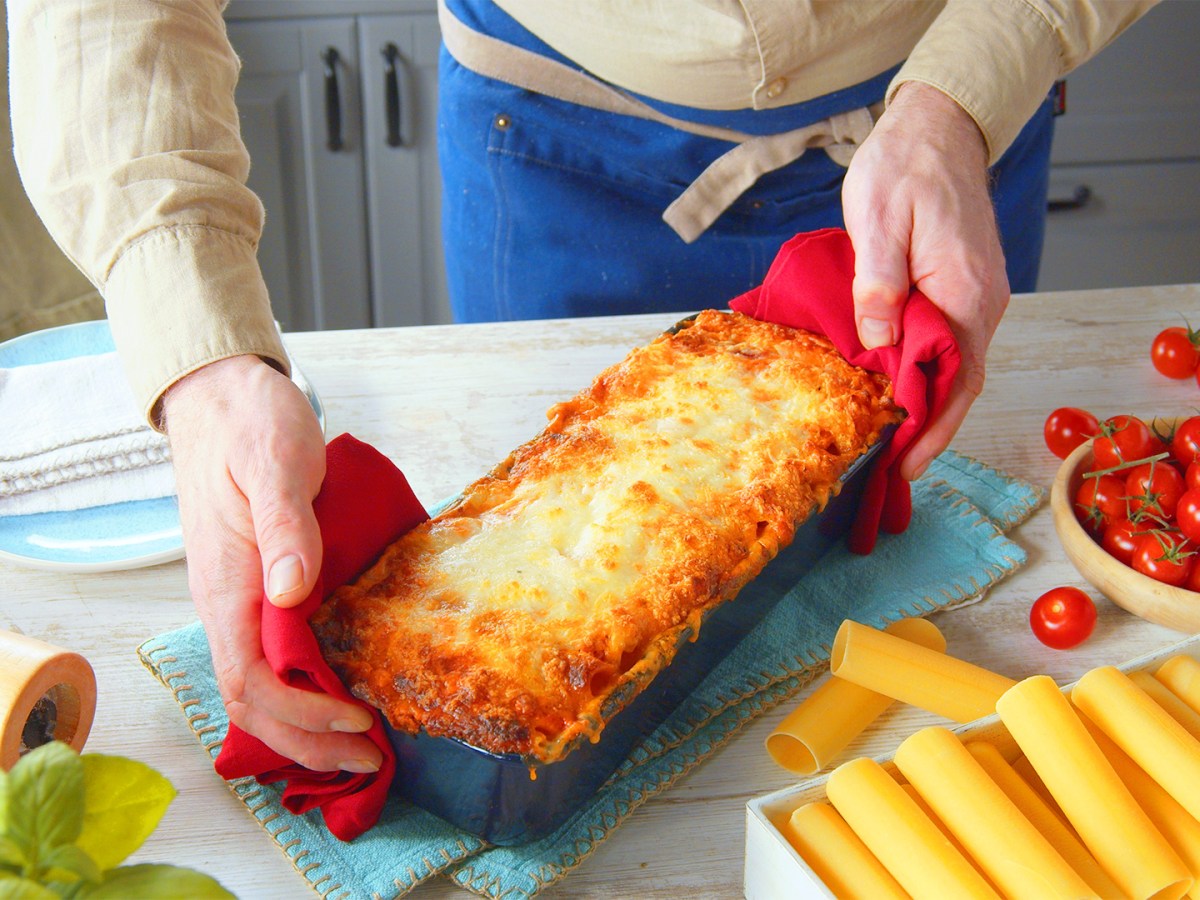Atención, amantes del queso: ¡para comer hay canelones rellenos de mozzarella y jamón!