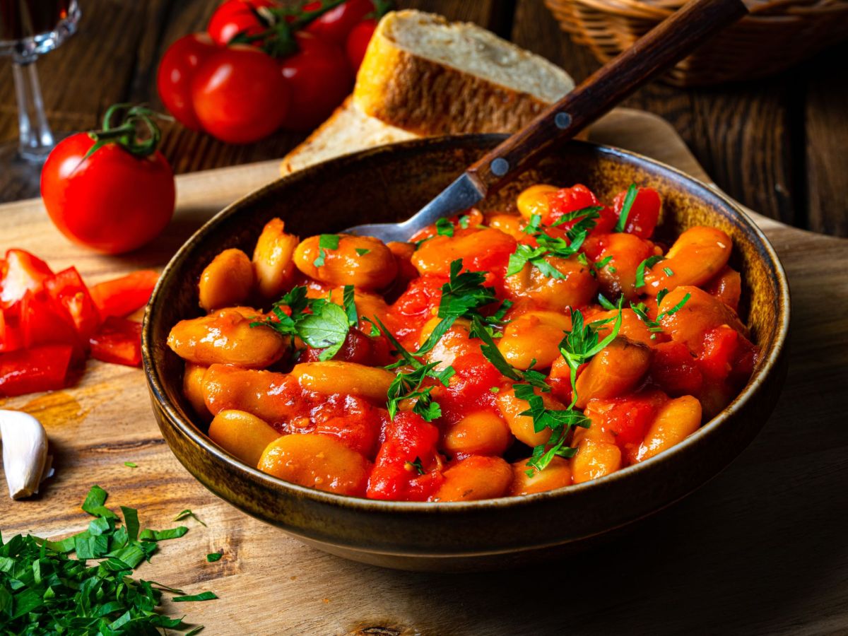Receta mediterránea rápida: frijoles blancos a la sartén